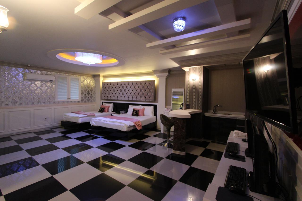 Hotel Savoy Daegu Bagian luar foto